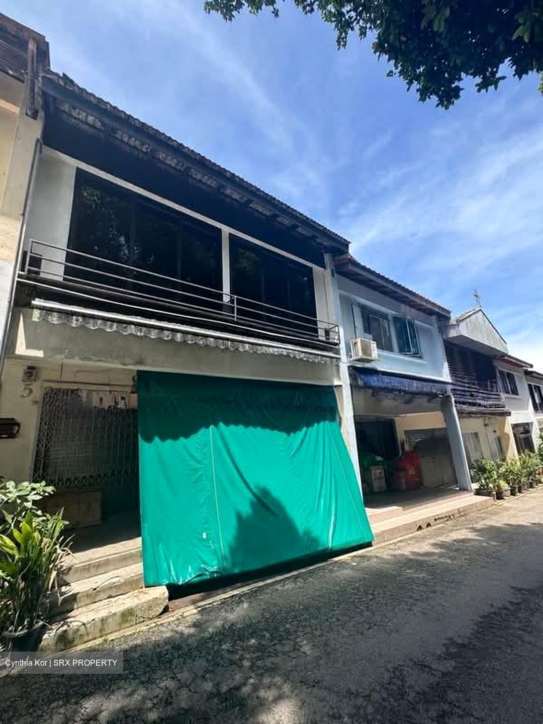 Teachers' Housing Estate (D26), Shop House #559409621